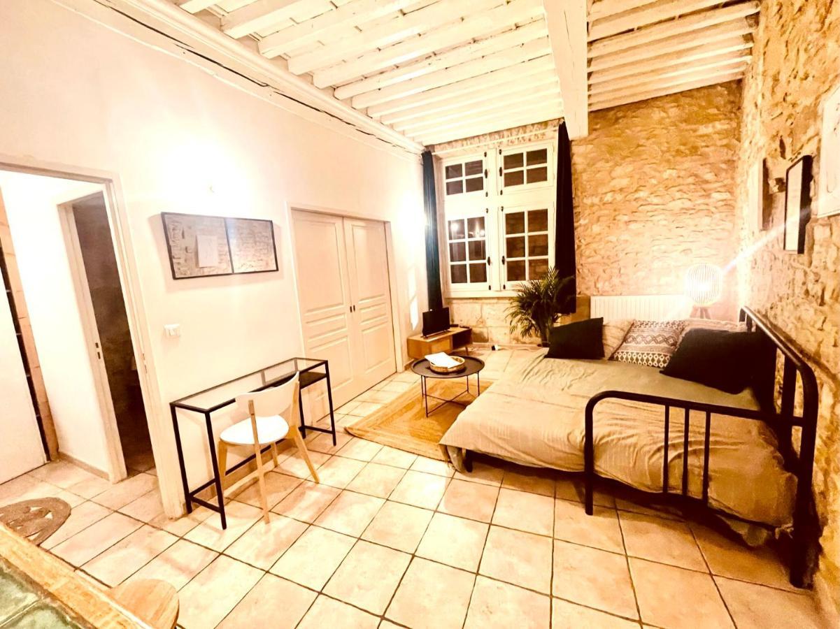 Le Moka Charmant Appartement Au Coeur De Ville Nîmes Kültér fotó