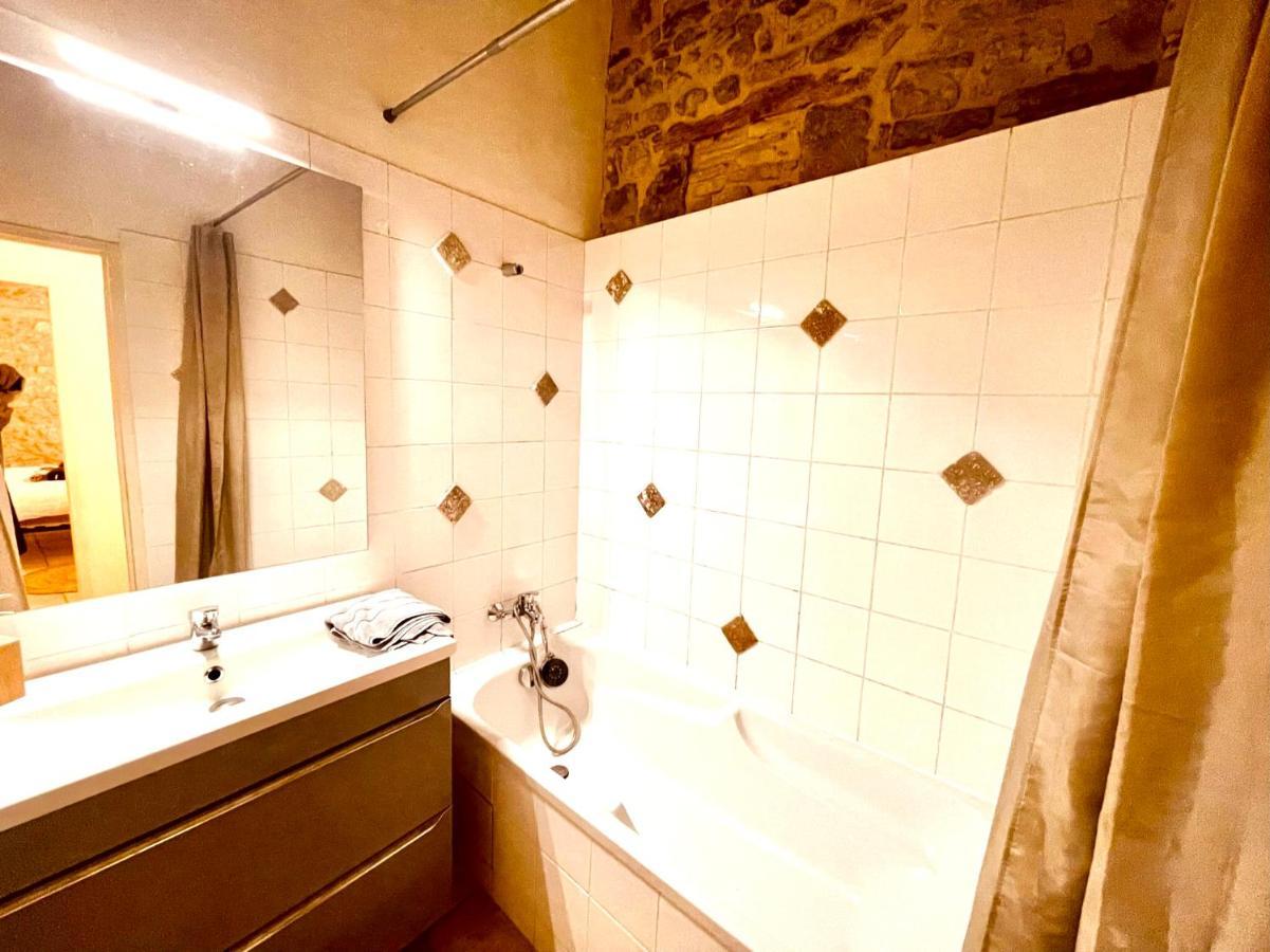Le Moka Charmant Appartement Au Coeur De Ville Nîmes Kültér fotó